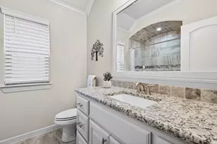 1019 Anna Cir, Granbury, TX 76048 - Photo 16