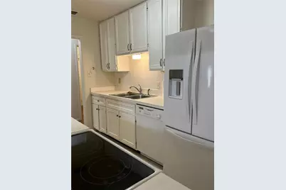 814 W Bridge Street, Granbury, TX 76048 - Photo 4