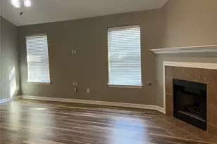 521 Sweetwater Dr, Weatherford, TX 76085 - Photo 2