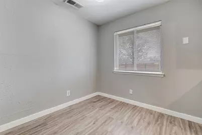 3336 Pacesetter Drive, Dallas, TX 75241 - Photo 8