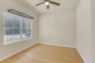 659 Owen Trail, Grand Prairie, TX 75051 - Photo 18