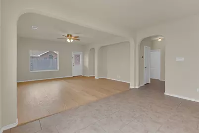 659 Owen Trail, Grand Prairie, TX 75051 - Photo 8