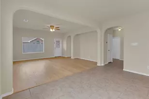 659 Owen Trail, Grand Prairie, TX 75051 - Photo 8