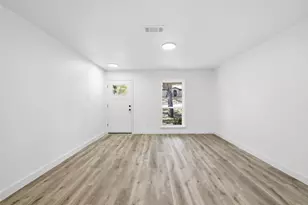 7024 Crabtree Ln, North Richland Hills, TX 76182 - Photo 20