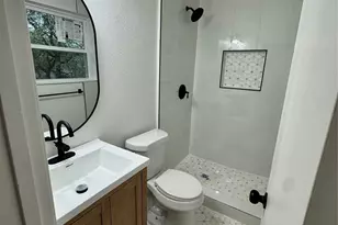 7024 Crabtree Ln, North Richland Hills, TX 76182 - Photo 12