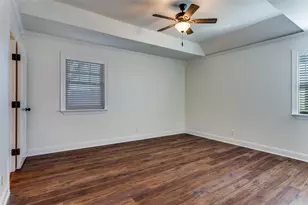 1024 W Apache Trail, Granbury, TX 76048 - Photo 16