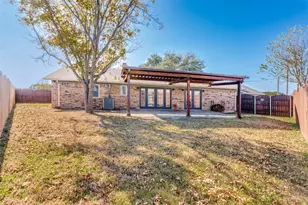 1024 W Apache Trail, Granbury, TX 76048 - Photo 22