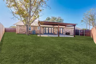 1024 W Apache Trail, Granbury, TX 76048 - Photo 24