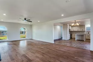 1024 W Apache Trail, Granbury, TX 76048 - Photo 14