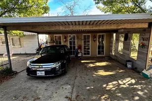 2577 22nd St, Fort Worth, TX 76106 - Photo 12