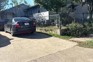 2577 22nd St, Fort Worth, TX 76106 - Photo 1