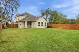 1130 Shaw St, Dallas, TX 75212 - Photo 24