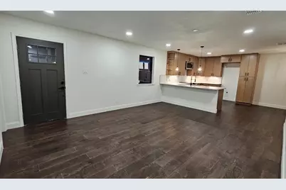 1001 E Star Street, Gainesville, TX 76240 - Photo 4