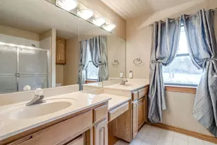 1918 Woodland Hills Ln, Weatherford, TX 76087 - Photo 10