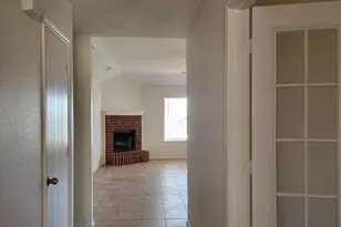 108 Yosemite Dr, Mansfield, TX 76063 - Photo 4