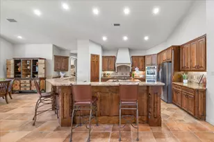 8309 Ashbriar Ln, Fort Worth, TX 76126 - Photo 10