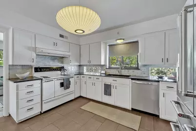 9907 Woodgrove Drive, Dallas, TX 75218 - Photo 10