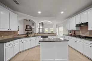 7105 Silktree Ct, Denton, TX 76208 - Photo 8