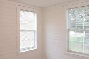 1309 S 5th St, Bonham, TX 75418 - Photo 6