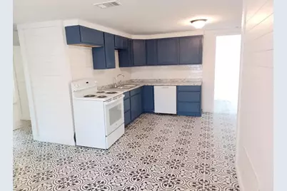 1309 S 5th Street, Bonham, TX 75418 - Photo 2