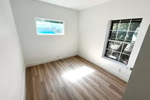 918 W 8th, Dallas, TX 75208 - Photo 4