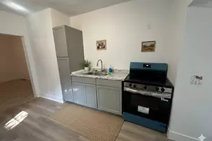 918 W 8th, Dallas, TX 75208 - Photo 2