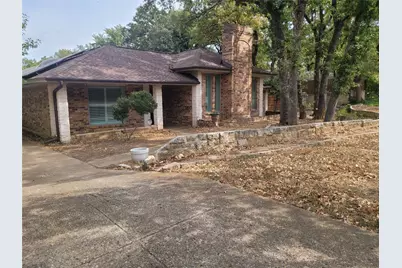 511 Washington Drive, Arlington, TX 76011 - Photo 2