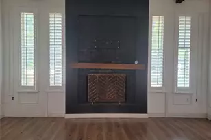 511 Washington Dr, Arlington, TX 76011 - Photo 8