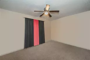 512 Billie Ruth Ln, Hurst, TX 76053 - Photo 8