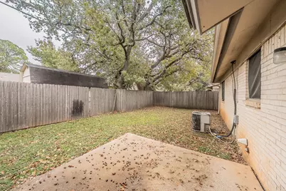 512 Billie Ruth Lane, Hurst, TX 76053 - Photo 4