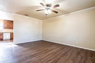2015 Wood Ct, Granbury, TX 76048 - Photo 8