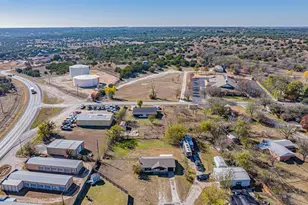 2015 Wood Ct, Granbury, TX 76048 - Photo 34