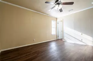 2015 Wood Ct, Granbury, TX 76048 - Photo 16