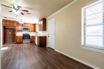 2015 Wood Court, Granbury, TX 76048 - Photo 10