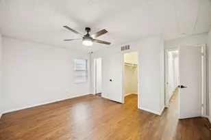 10042 Brockbank Dr, Dallas, TX 75229 - Photo 22