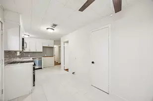 10042 Brockbank Dr, Dallas, TX 75229 - Photo 10