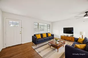 10042 Brockbank Dr, Dallas, TX 75229 - Photo 2