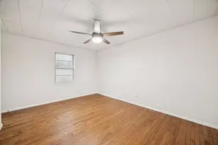 10042 Brockbank Dr, Dallas, TX 75229 - Photo 20