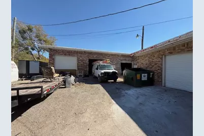 11512 S Blossom Circle, Balch Springs, TX 75180 - Photo 2