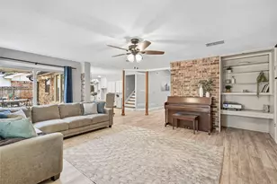 2908 Steve Dr, Hurst, TX 76054 - Photo 10