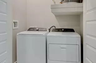 115 W Jones St, Krum, TX 76249 - Photo 12