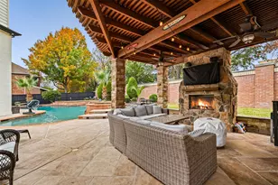 2520 Towne View Ct, Flower Mound, TX 75028 - Photo 2