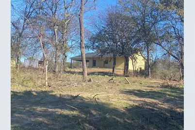 2001 Hoopers Court, Weatherford, TX 76085 - Photo 2