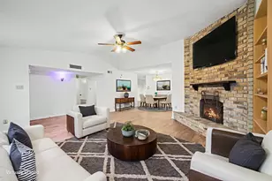 8814 Linda Vista Dr, Rowlett, TX 75088 - Photo 2