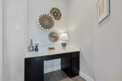 10400 Sunset Shore Drive, Grand Prairie, TX 76065 - Photo 16