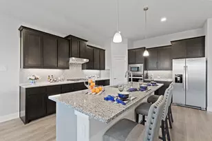 10400 Sunset Shore Dr, Grand Prairie, TX 76065 - Photo 4