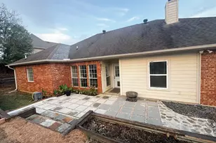 802 John Thomas Dr, Keene, TX 76059 - Photo 22