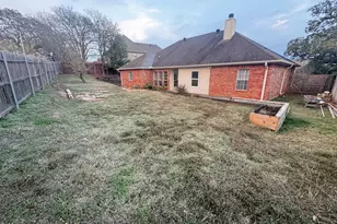 802 John Thomas Dr, Keene, TX 76059 - Photo 26