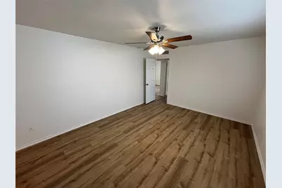 2133 Quail Hollow Drive, Grand Prairie, TX 75051 - Photo 18