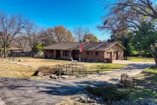 3706 Red Bud Dr, Weatherford, TX 76087 - Photo 4